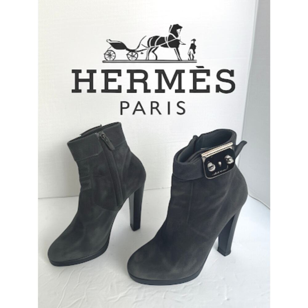 Authentic HERMES Suede Gray Black Silver‎ Metal Embellishment Ankle Zip Boot 7.5